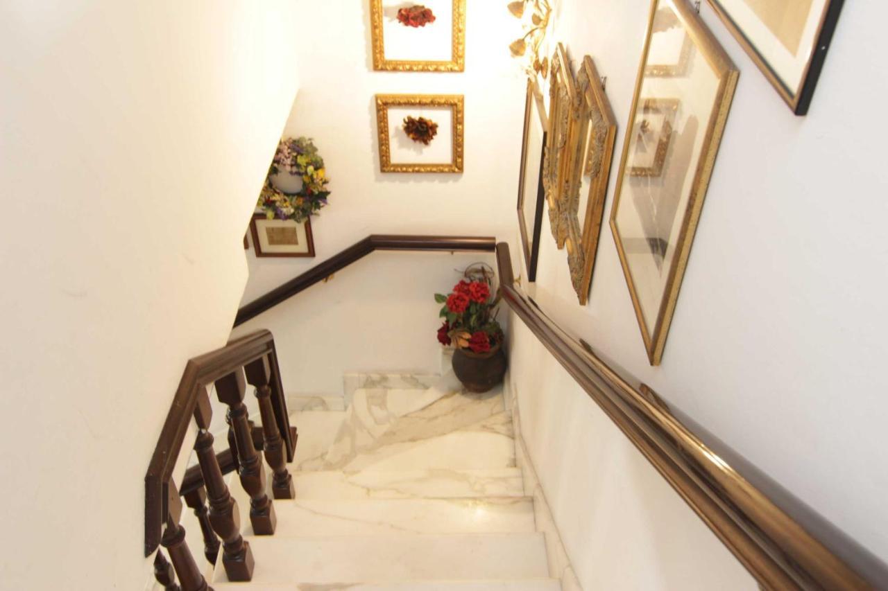 L'Arrocco Bed And Breakfast 마리나 디 카라라 외부 사진