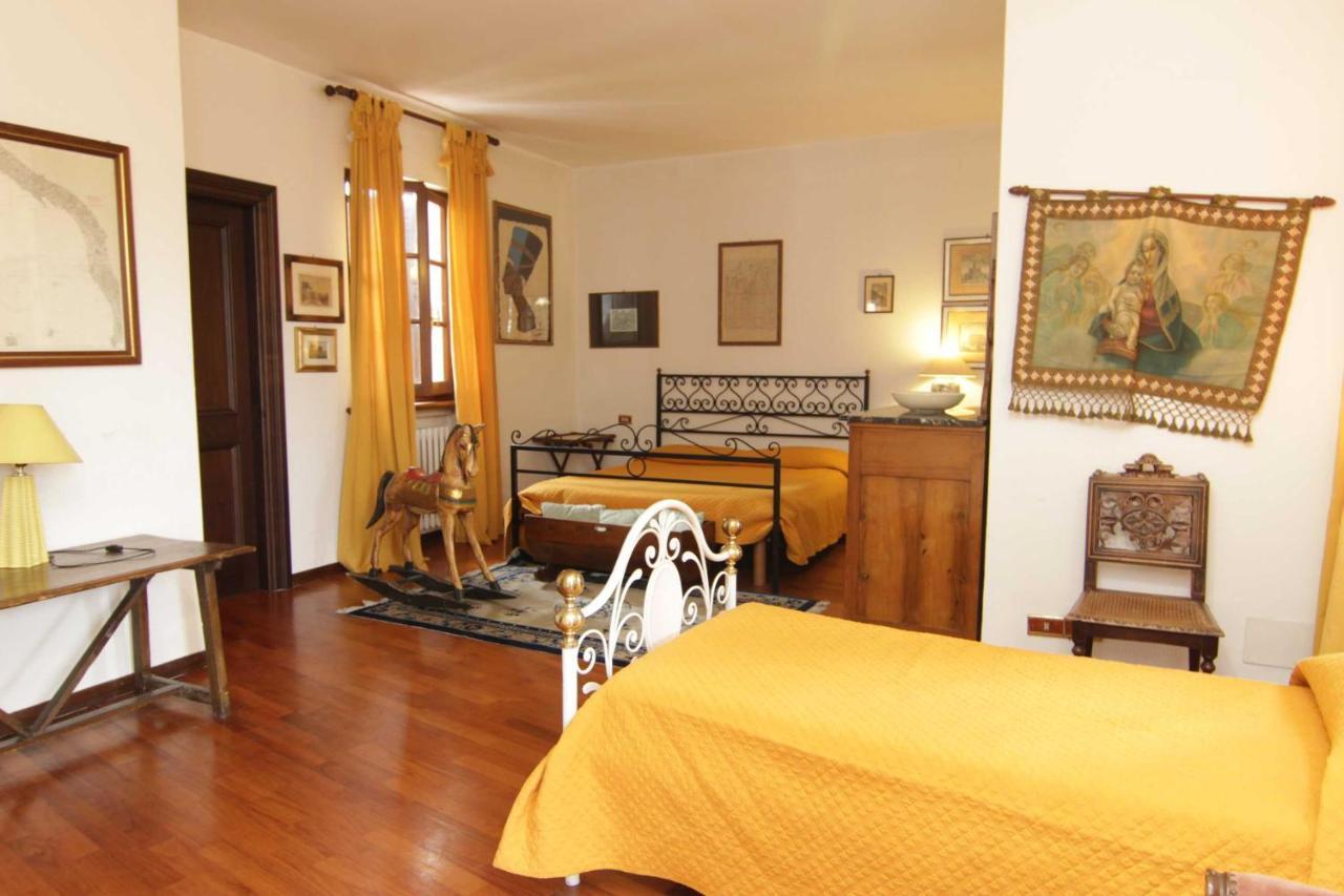 L'Arrocco Bed And Breakfast 마리나 디 카라라 외부 사진
